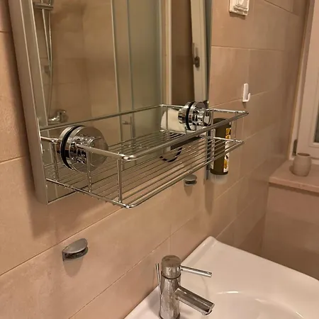 Mirjana 아파트 피란